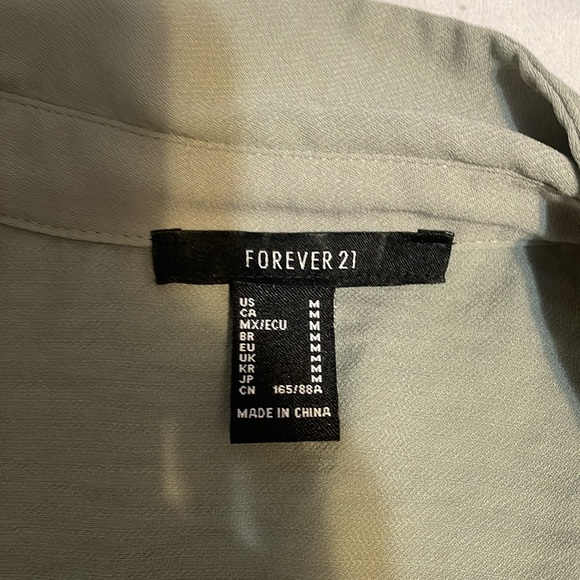 Bundle of two blouses. A2 - Picture 7 of 9